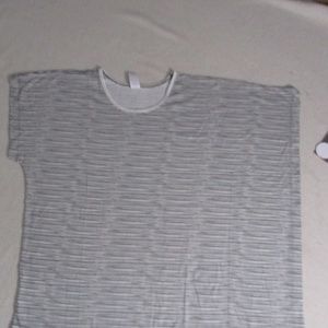 Zumba Women Top XS S White Safari Stripe Poncho